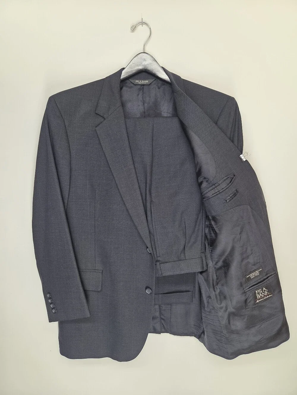Jos. A. Bank Signature Collection 46R 38W Navy Glen Check Suit 100% Wool